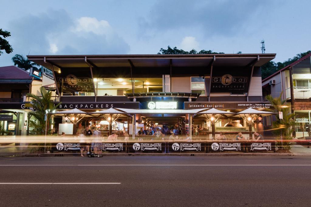 Global Backpackers Port Douglas Exterior photo